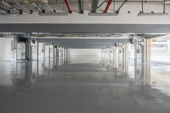 Yas Marina Circuit Tour - Paddock Club Access