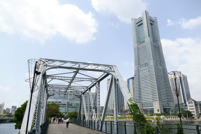 Yokohama 4hr Private Tour With Government-Licensed Guide - Inclusions and Logistics
