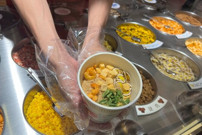 Yokohama: Cup Noodles Museum and Chinatown Guided Tour - Exploring Chinatown