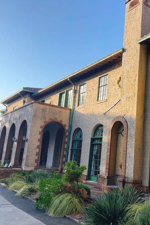 Yokohama: Walking Tour Focus on 5 Architecture and History - Exploring Meiji-era Architecture