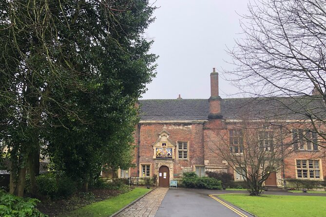 York City Walking Tour - History Chronicles - Confirmation and Cancellation Policy