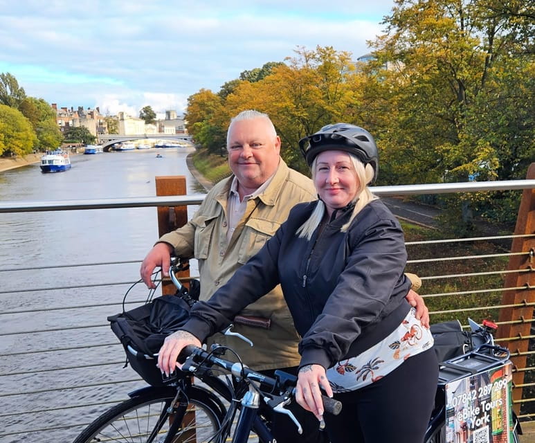 York: Guided eBike city Tour with fun historical facts - Exploring York by eBike: An Active Journey through History