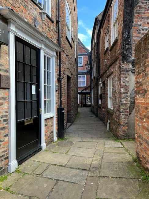 Yorks Snickelways Story Walking Tour - The Itinerary: An Adventure Through Hidden Parts of York