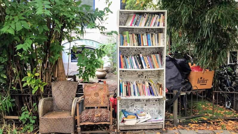 Your Own Amsterdam. Jordaan: The Atmosphere of Old Holland - FAQ