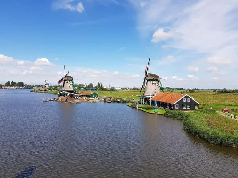 Zaanse Schans and Giethoorn Private Tour + 1-Hr Canal Cruise - What You Can Expect on the Itinerary