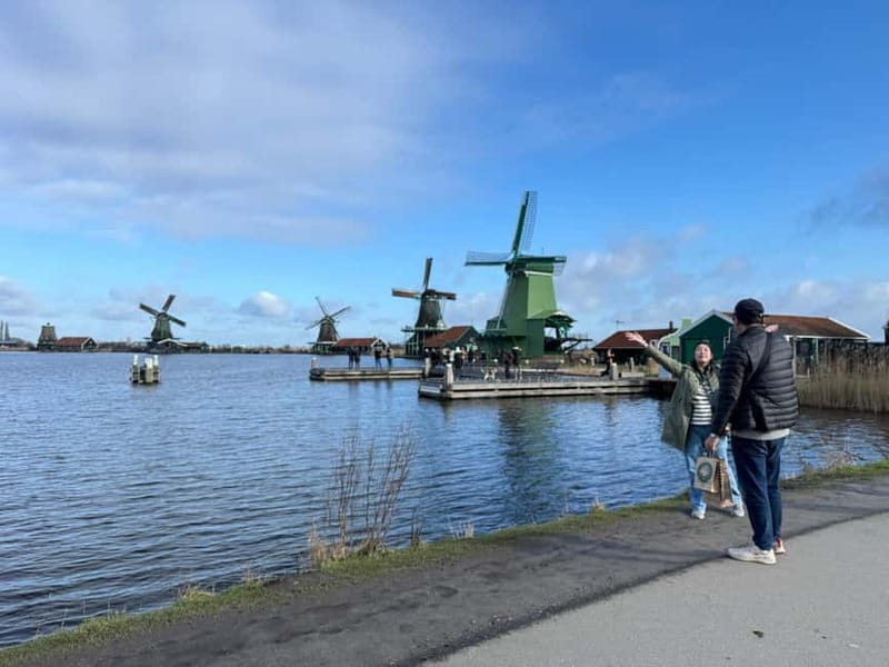 Zaanse Schans and Giethoorn Private Tour + 1-Hr Canal Cruise - FAQs