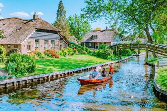 Zaanse Schans Giethoorn Private Tour from Amsterdam Canal Cruise - FAQ