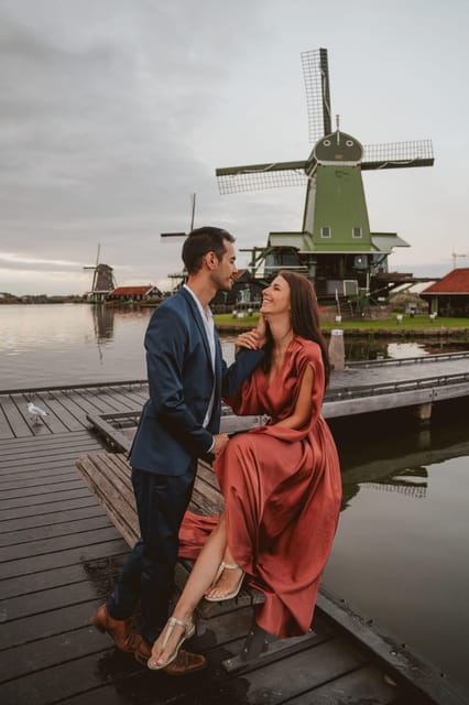 Zaanse Schans: Photoshoot Near Amsterdam with Windmills - Why This Photoshoot Makes Sense