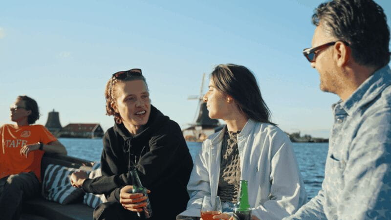 Zaanse Schans: Private Cruise + Guide + Incl. Food & Drinks - Food and Drinks: A Culinary Treat on the Water