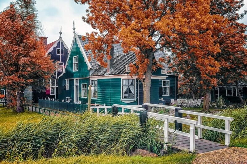 Zaanse Schans Windmills, Volendam and Tulip Greenhouse Tour - FAQ