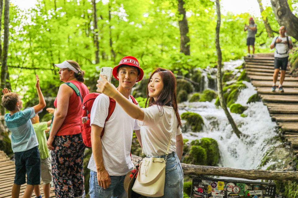 Zadar: Plitvice Lakes Full-Day Guided Tour With a Boat Ride - Main Activities