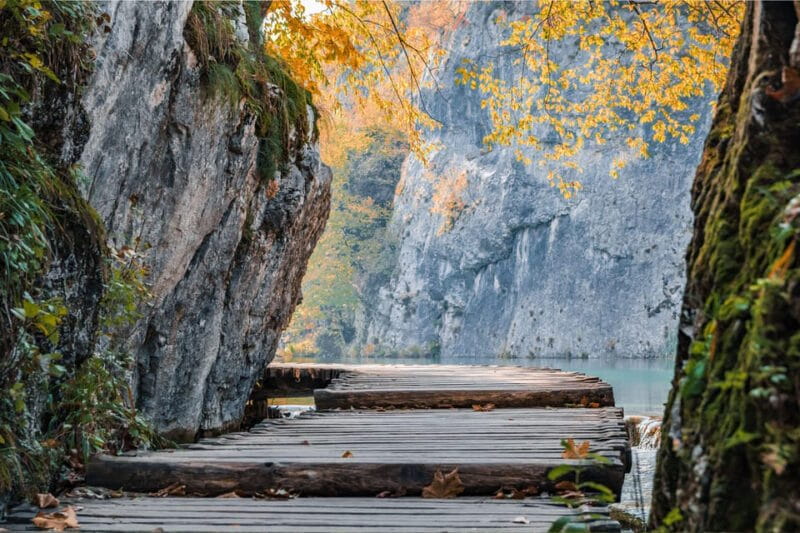 Zadar: Plitvice Lakes: Transfer Tour with pro photographer - A closer look at the experience: luxury, scenery, and professional photography