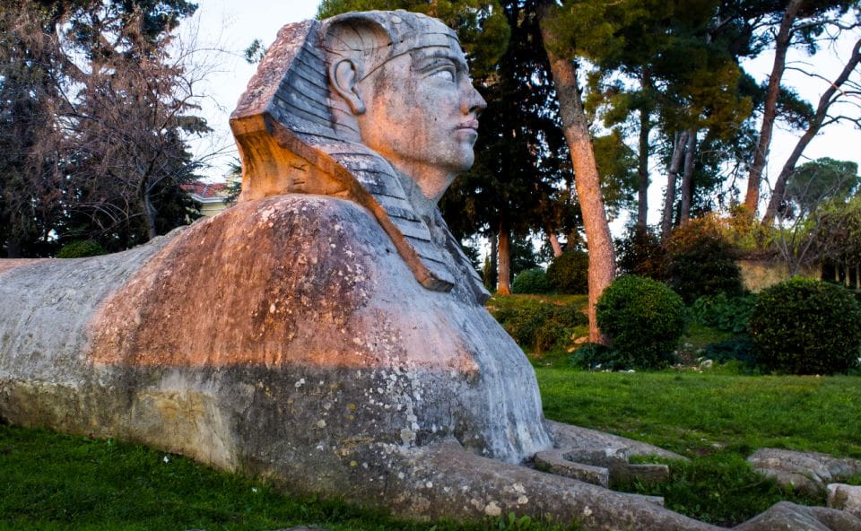 Zadar: Private 3 Hour Sightseeing Tour of Major Attractions - Guided Tour in English