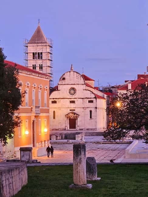 Zadar: Private walking tour through history and modern time - Exploring the City’s Jewel: The Church of St. Anastasia