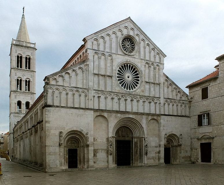 Zadar: Zadar Private History Walking Tour of Old Town - Price, Logistics, and Practical Tips