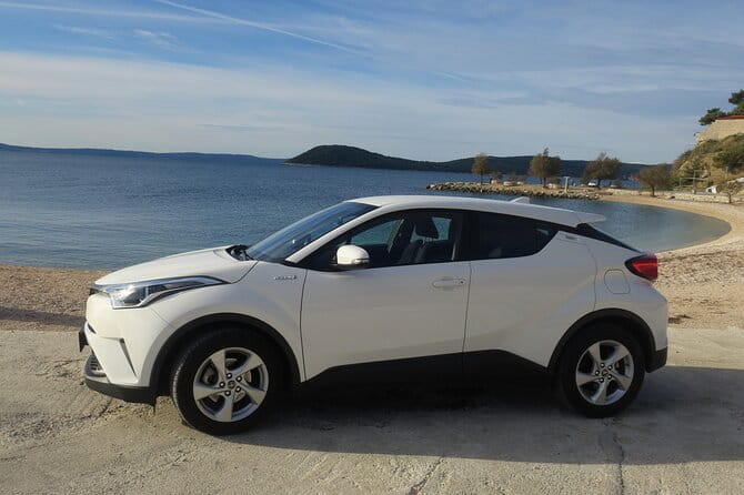 Zagreb airport or Zagreb to Split via Plitvice lakes for singles or couples - Price and Value Analysis