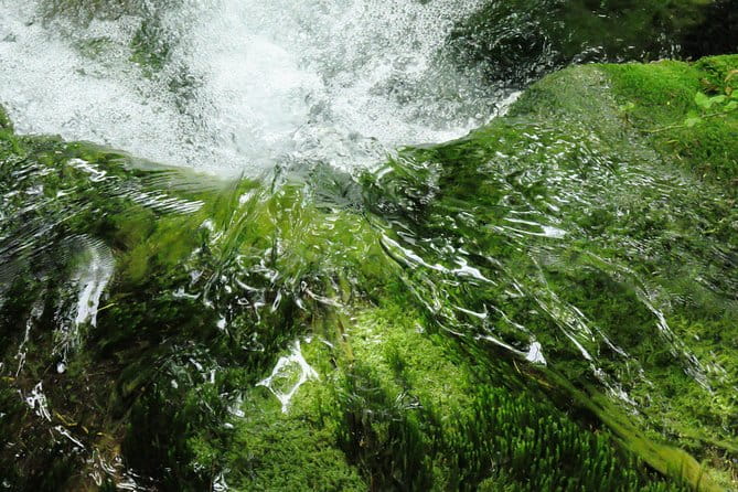 Zagreb airport or Zagreb to Split via Plitvice lakes for singles or couples - FAQ