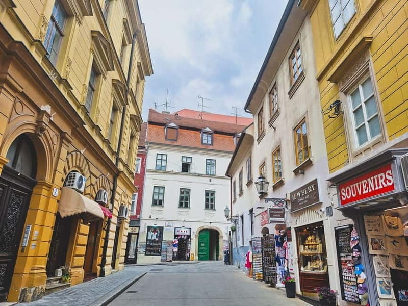 Zagreb: Explore with an Art Historian  Private Walking Tour - Key Points / Takeaways