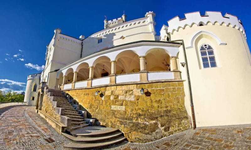 Zagreb: Private day trip to Varadin & Trakoan Castle - Price and Logistics: Is It Worth It?