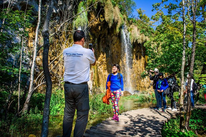 Zagreb to Split Group Transfer With Plitvice Lakes Guided Tour - Transportation and Accessibility