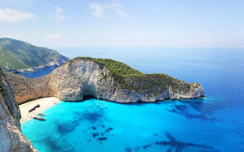 Zakynthos: Chinese Tour with Hotel Departure from Athens - Introduction to the Zakynthos Experience
