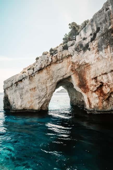 Zakynthos: Shipwreck, Blue Caves and Highlights Tour - Discovering Zakynthos: A Deep Dive into the Experience