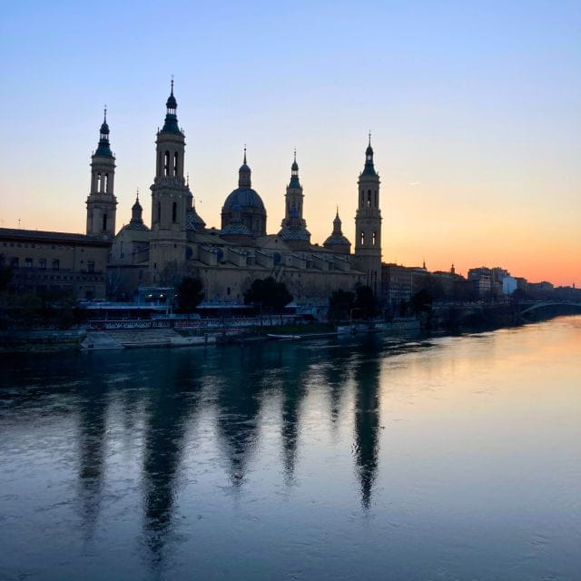 Zaragoza: Basilica of Our Lady of the Pillar and Its Museum Tour in Spanish - Things To Know
