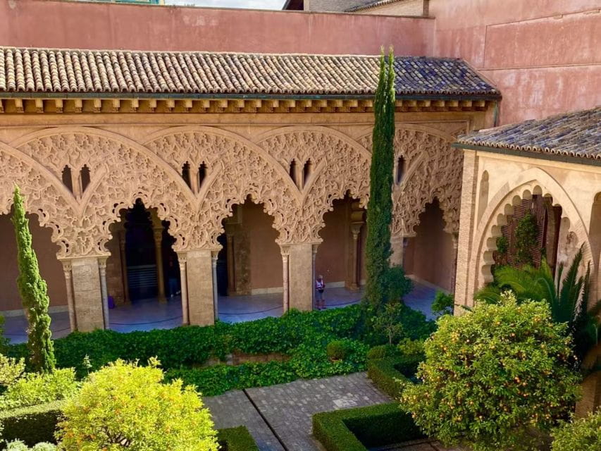 Zaragoza: Guided Tour of the Aljafería Palace in Spanish - Experience and Itinerary