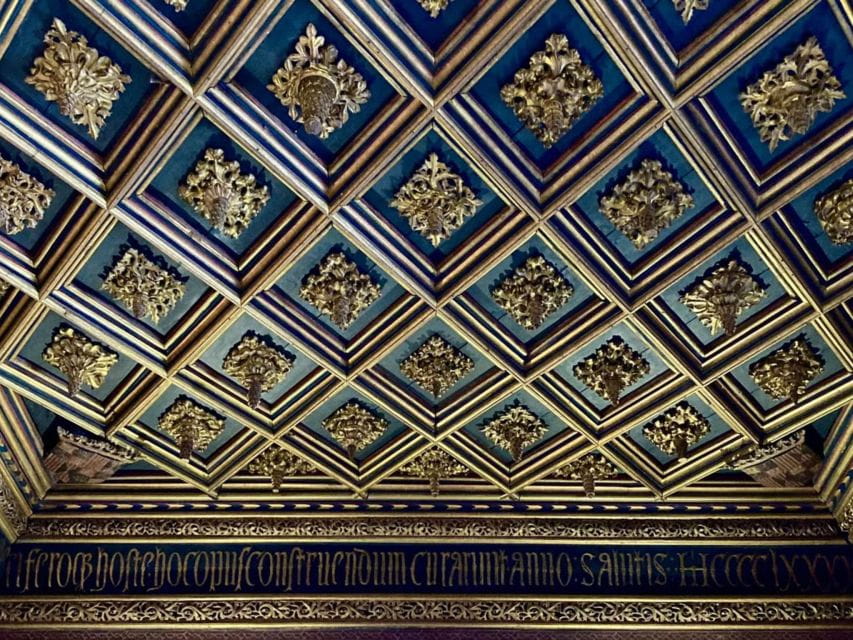 Zaragoza: Guided Tour of the Aljafería Palace in Spanish - Customer Reviews and Ratings