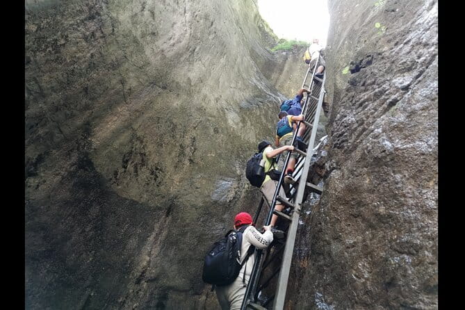 Zipline, Hiking and Canyon Crossing Expedition - Canyoning: Crossing the Gorge
