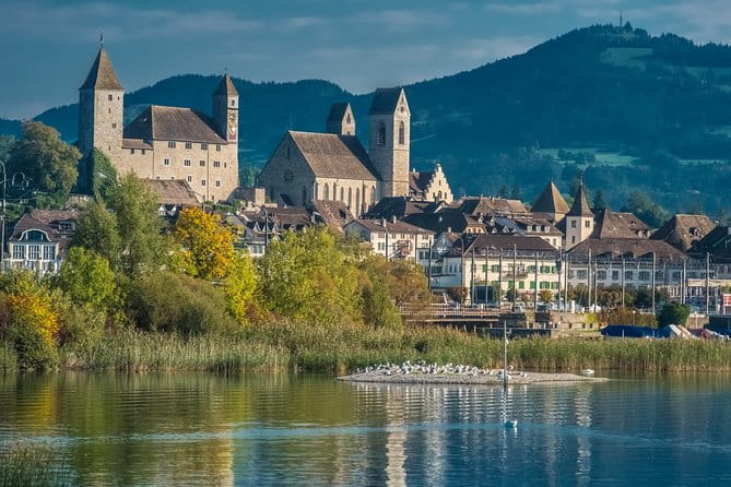 Zurich, Einsiedeln and Rapperswil by private vehicle and boat (Private Tour)! - Lake Zurich Cruise: A Waterway Delight