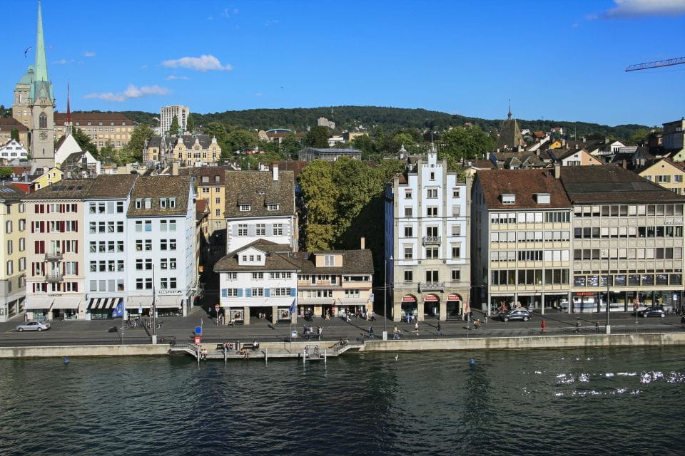 Zurich: Express Walk With a Local in 60 Minutes - Tour Highlights