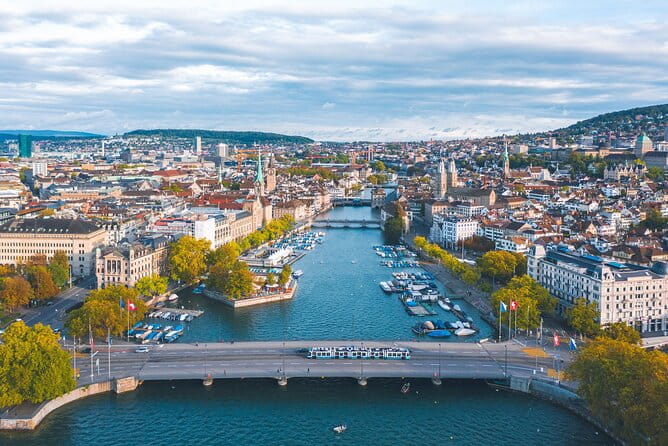 Zurich : Private Custom Walking Tour with A Guide ( Private Tour) - Key Points / Takeaways
