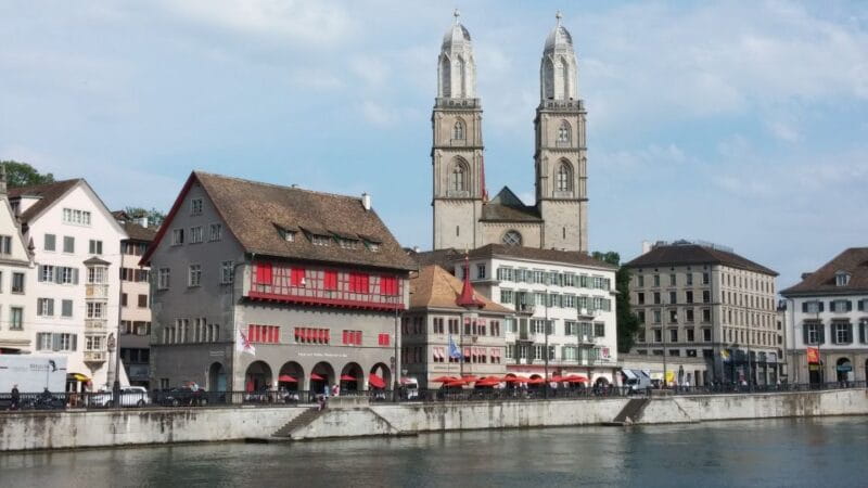 Zurich: Private Walking Tour with a Local Guide - Navigating Zurich: What to Expect from the Private Walking Tour