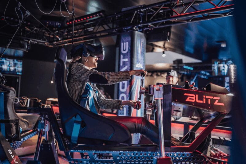 Zurich: Virtual Reality Space Racing Simulator - Who Should Consider This?